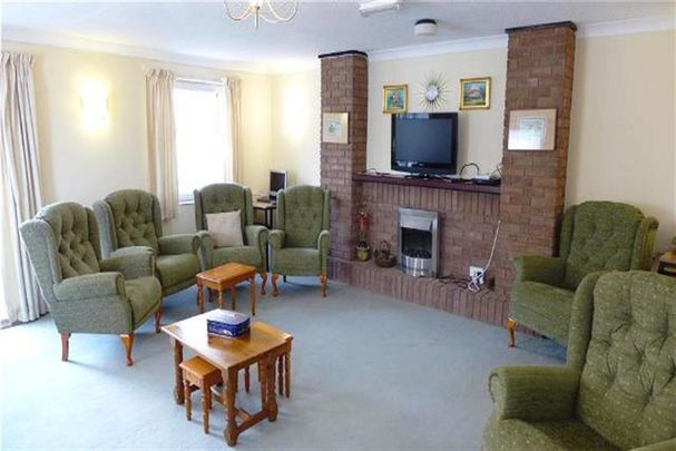 1 bedroom retirement property to rent - Photo 1