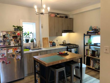 For Lease - 222 Oakwood Avenue Unit# 1, Toronto, Ontario - Photo 5