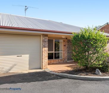 2 bedroom in quiet complex- ideal for retirees! - Photo 4