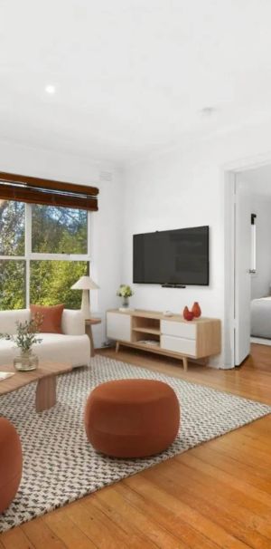 A piece of Portofino in the heart of Elwood! - Photo 1