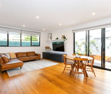 Contemporary Townhouse in Frankston High School Zone - Photo 2