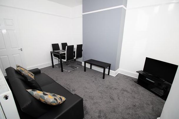 4 bedroom house share to rent - Photo 1