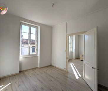 Location Appartement 3 pièces 50m² COGNAC 16100 - Photo 1