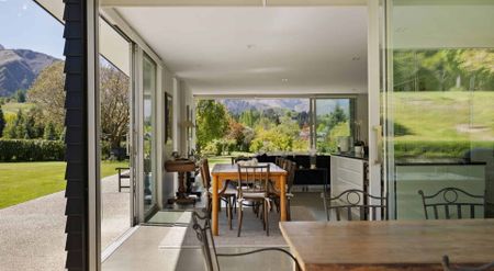 Scenic rural home in Lakes Hayes - Photo 4