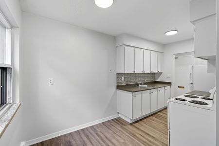 For Lease - 103 Emerald Street, Hamilton, Ontario - Photo 3