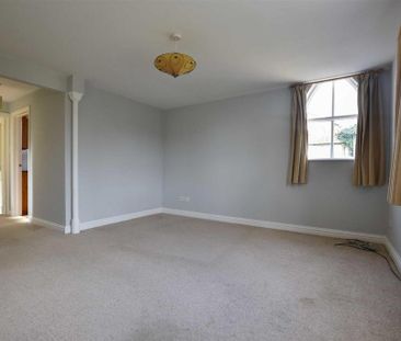 2 bedroom detached house to rent - Photo 2