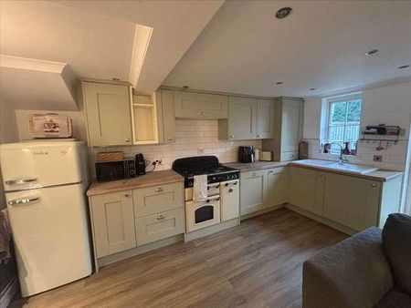 Victoria Orchard, Queens Road, Maidstone, ME16 - Photo 4