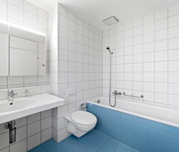 mit Geschirrspüler, 2 Badezimmer, gedecktem Balkon und vielem Mehr! - Foto 5