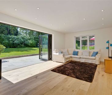 A recently refurbished detached home in a fantastic location. - Photo 4