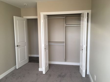 1 BDRM/1 BATH - 2514 LOUISE ST - Available JUNE 1 - Photo 3