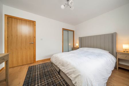 Price £1,150 pcm - Available Now - Furnished - Photo 5