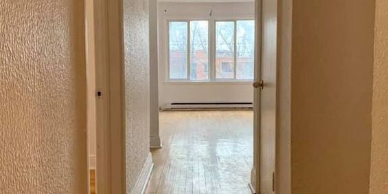 NDG - Beau 5 1/2 De 3 Chambres - Photo 3