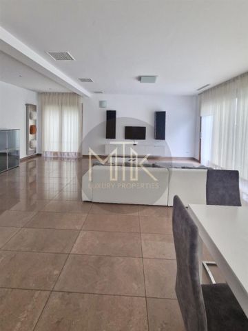 Vila LUX 6 cam., mobilata/utilata + piscina | Pipera - Erou Iancu Nicolae - Fotografie 2