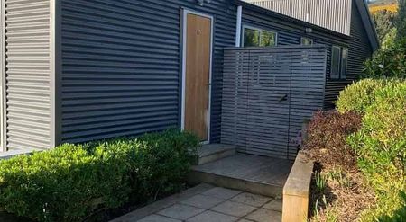 Large Family Home in Private Cul de Sac - Photo 5