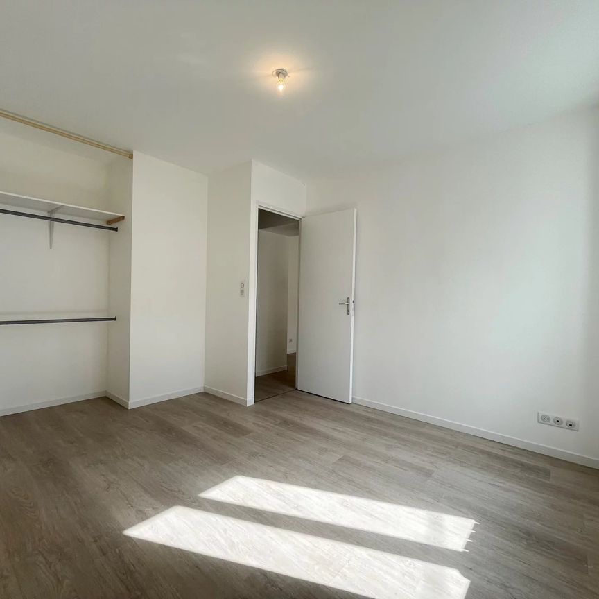 Location Appartement 4 pièces 54m² LE MAY SUR EVRE 49122 - Photo 1