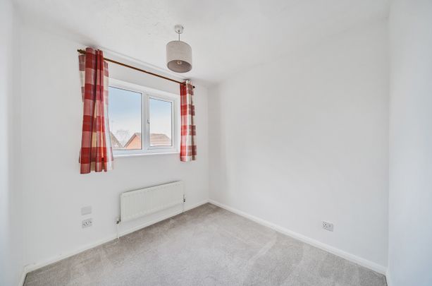 4 bedroom detached house to rent - Photo 1