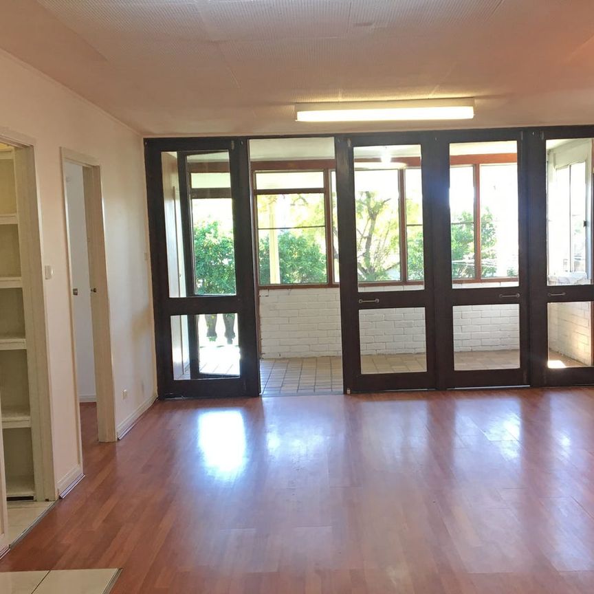 Set in a quiet street while within minutes' walk to Parramatta and Harris Park stations - Photo 1