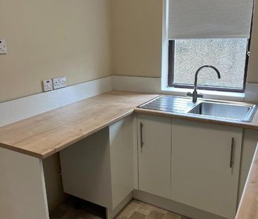 2 Downshire Apts, 16 Church View, Dundrum, BT33 0NA - Photo 4