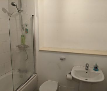 1 Bed Flat, Blantyre Street, M15 - Photo 5