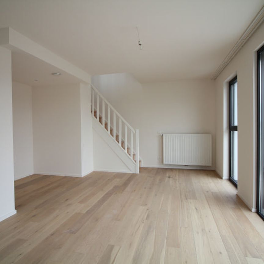 Avenue Reine Astrid, 1950, Kraainem - Photo 1