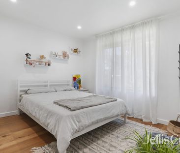 Fully Renovated Sophistication in a Prime Highett Location - Photo 1