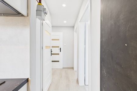 Częściowo umeblowane mieszkanie na wynajem - Zdjęcie 4