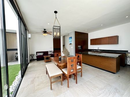 Townhouse amueblado, con PANELES SOLARES y piscina. - Photo 3
