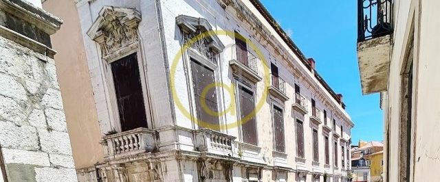 LISBON CENTER /STª CATARINA in R. SÉCULO ap. T3 equip. kitchen - Photo 1