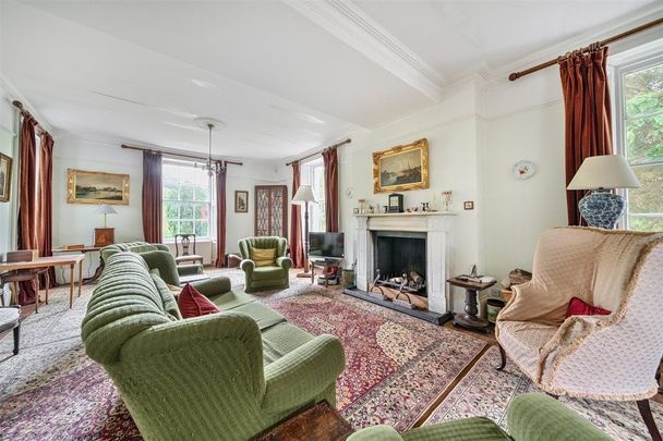 Deymans Hill, Tiverton - Photo 1