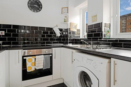 1 bedroom serviced apartment to rent - Photo 5