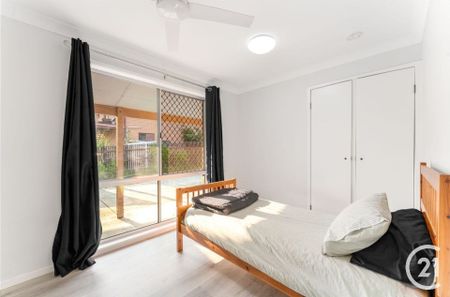 Family Home Fully Fenced with a Shed - Photo 2