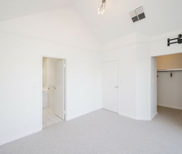 6 Constitution Street, East Perth - Photo 5