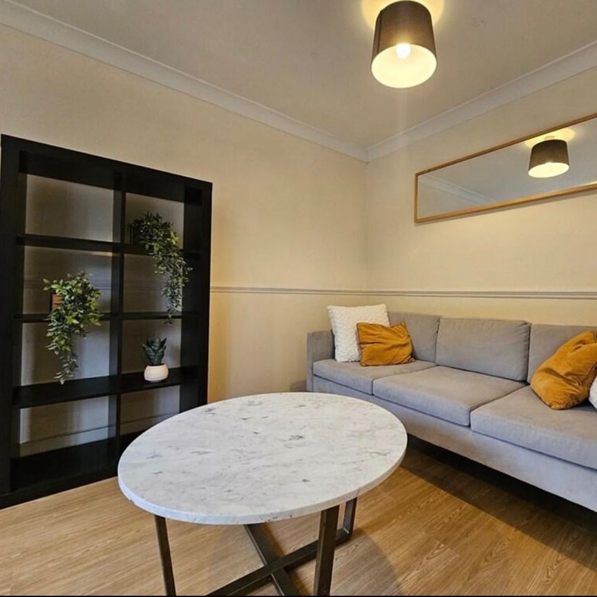 1 Bed Flat, Jamestown Way, E14 - Photo 1