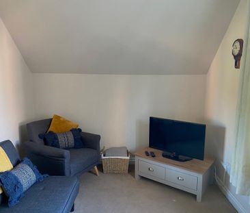 1 Bedroom BARN CONVERSION, Cheshire - Photo 5