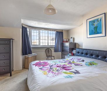 2 bedroom semi-detached house to rent - Photo 3