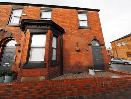 3-5 Eccleston Street, Wigan - Photo 4