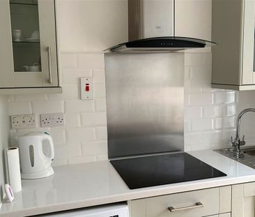 WHITETHORN GARDENS, PALMERSTOWN, Palmerstown, Dublin - Photo 4