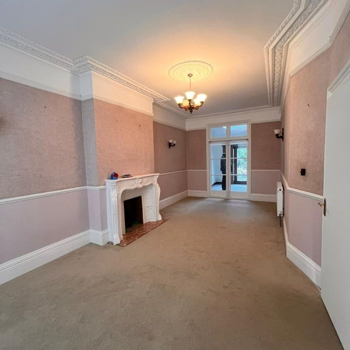 5 Bed Terraced House, Aberdour Road, IG3 - Photo 1