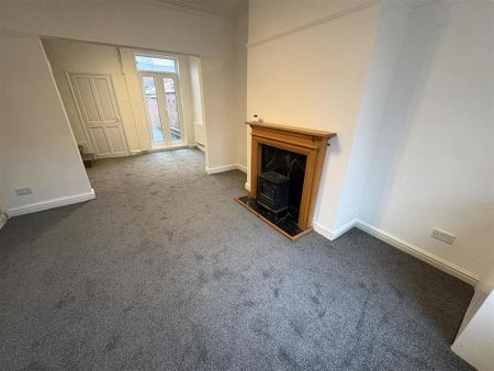 2 bedroom terraced house to rent - Photo 2