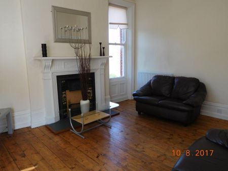 4 bedroom maisonette to rent - Photo 2