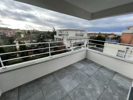 Location appartement 4 pièces - 79.61m² à Toulouse (31200) - Photo 2