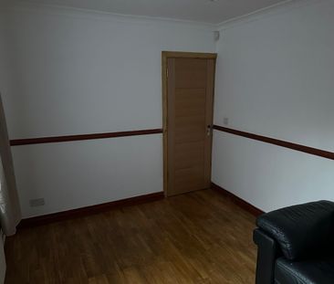 Room in a Shared House, Wilbraham Road, M14 - Photo 6