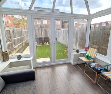 Shetland Close, Woking, Surrey, GU21 - Photo 5