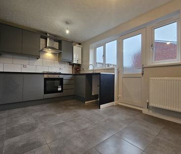 Throstles Close - Photo 4