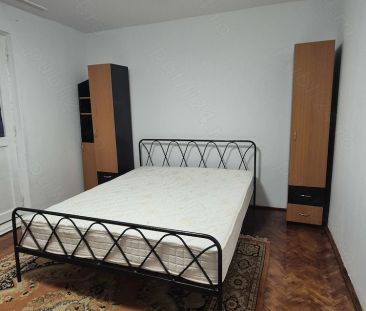 Proprietar inchiriez apartament 1 camera decomandat la parter in Calea Girocului langa piata - Fotografie 2