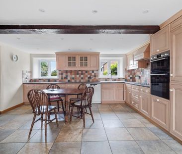 3 bedroom detached house to rent - Photo 6