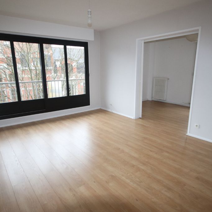 T2 BIS NON MEUBLE 69,86m2 – Avenue de l’Architecte Louis Cordonnier réf 00694-001 - Photo 1