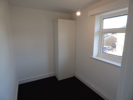 Byron Way, Great Yarmouth - Photo 3