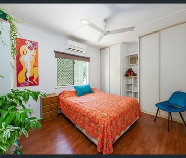 Space, Comfort & Solar Savings - The Perfect Currajong Family Home! - Photo 6