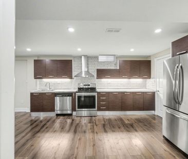 For Lease - 286 Royalpark Way, Vaughan, Ontario - Photo 1